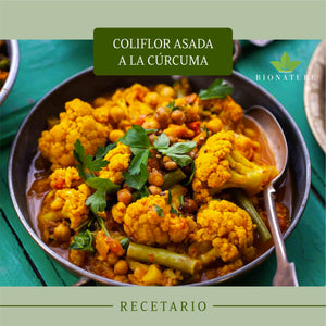 Coliflor asada a la cúrcuma